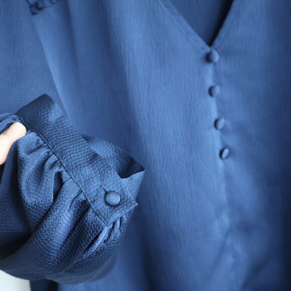 Navy Blue Blouse- Size S- Reitmans - Picture 4 of 10